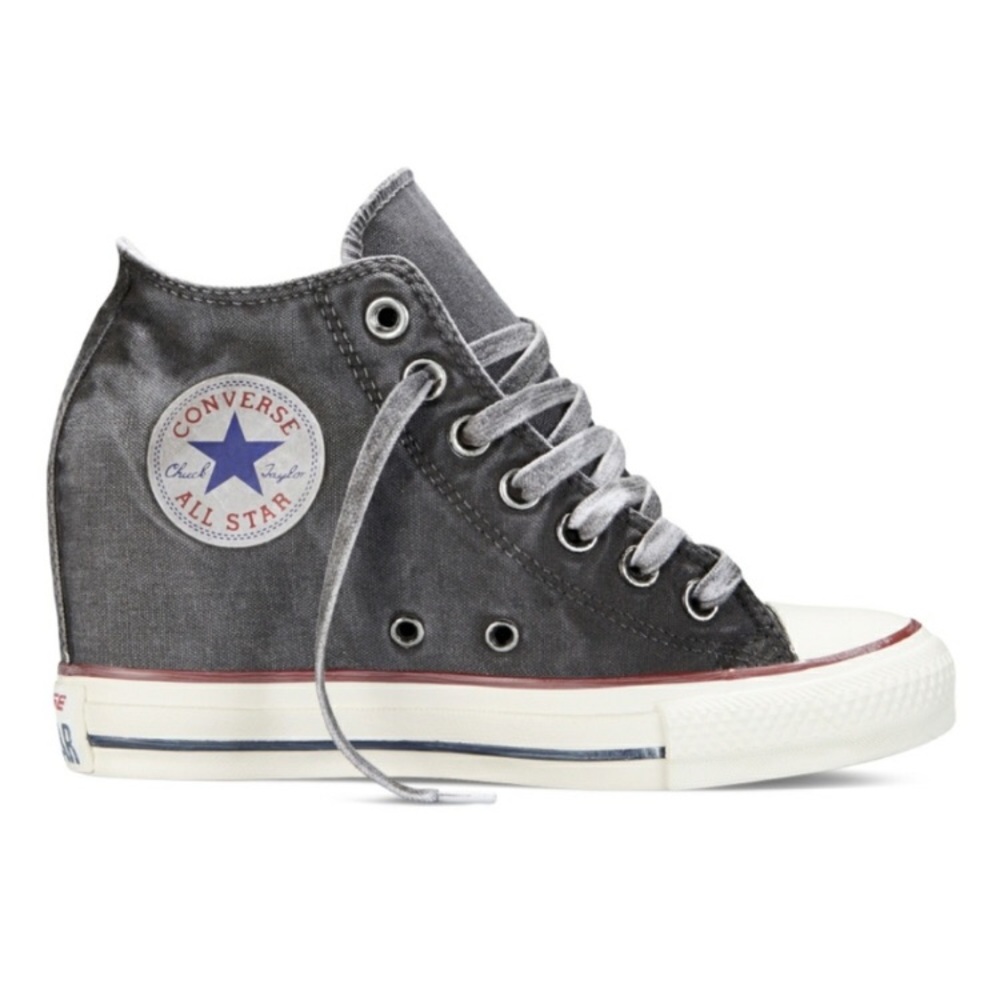 Converse Chuck Taylor All Star Lux Wedge size 6